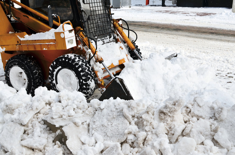 Alblaster snow trucks